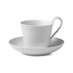 Royal Copenhagen White Fluted Tasse M. Hohem Henkel