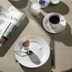 Royal Copenhagen White Fluted Tasse M. Hohem Henkel 5 Royal Copenhagen White Fluted Tasse M. Hohem Henkel -Geschirrverkauf 24850 01 03 e547f3bef6