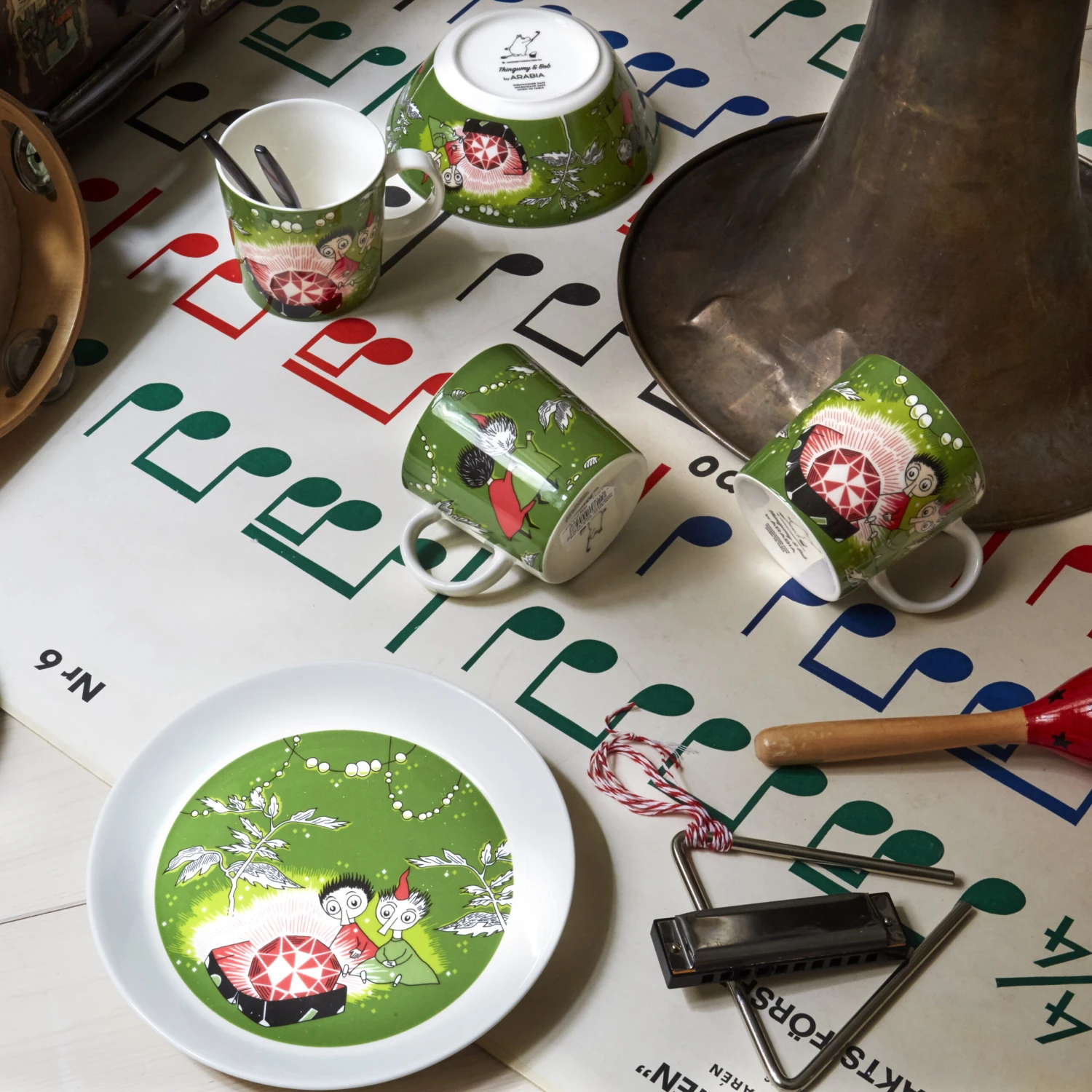 Arabia Tofslan & Vifslan Roter Rubin Mumintasse 5 Arabia Tofslan & Vifslan Roter Rubin Mumintasse – Bild 5