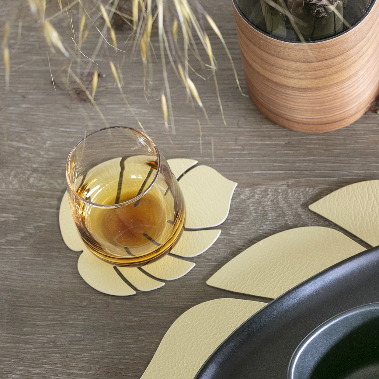 LIND DNA Monstera Leaf Hippo Glasuntersetzer 3 LIND DNA Monstera Leaf Hippo Glasuntersetzer – Bild 3