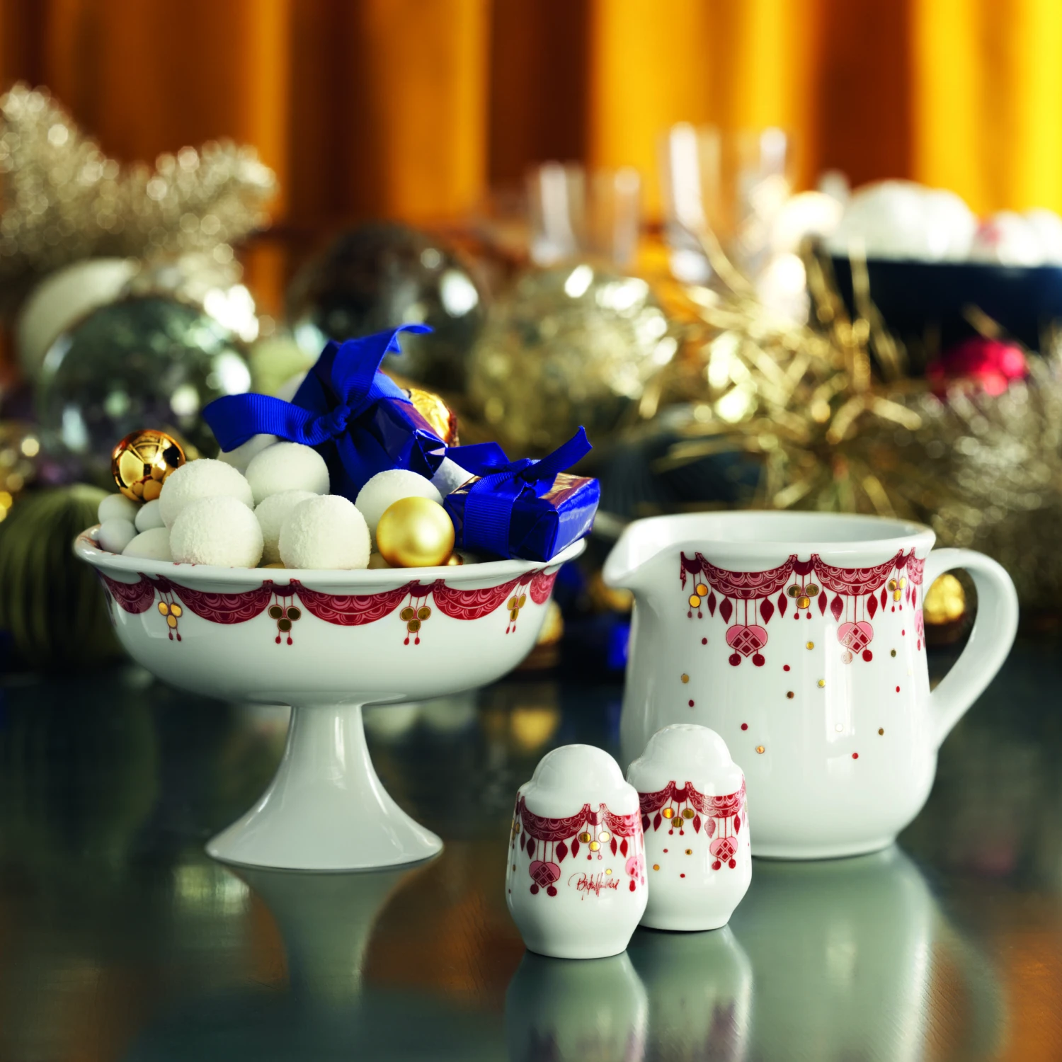 Bjørn Wiinblad Guirlande Saucenkanne 50cl 2 Bjørn Wiinblad Guirlande Saucenkanne 50cl – Bild 2