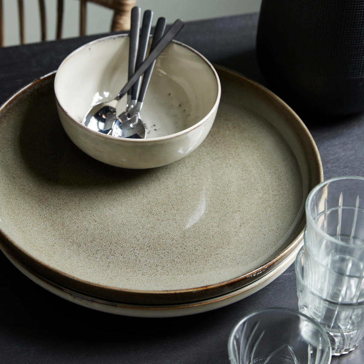 House Doctor Lake Servierteller Ø30cm 2 House Doctor Lake Servierteller Ø30cm – Bild 2