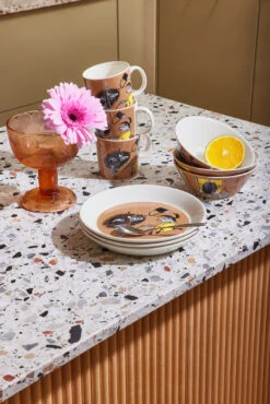 Arabia Stinky In Action Mumin Tasse -Geschirrverkauf 510610 01 8 EnvironmentImage de72f9c6d5