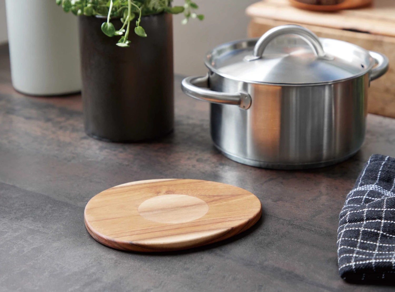 Aida Raw Topfuntersetzer Magnetisch 15 X 17,5cm 3 Aida Raw Topfuntersetzer Magnetisch 15 X 17,5cm – Bild 3