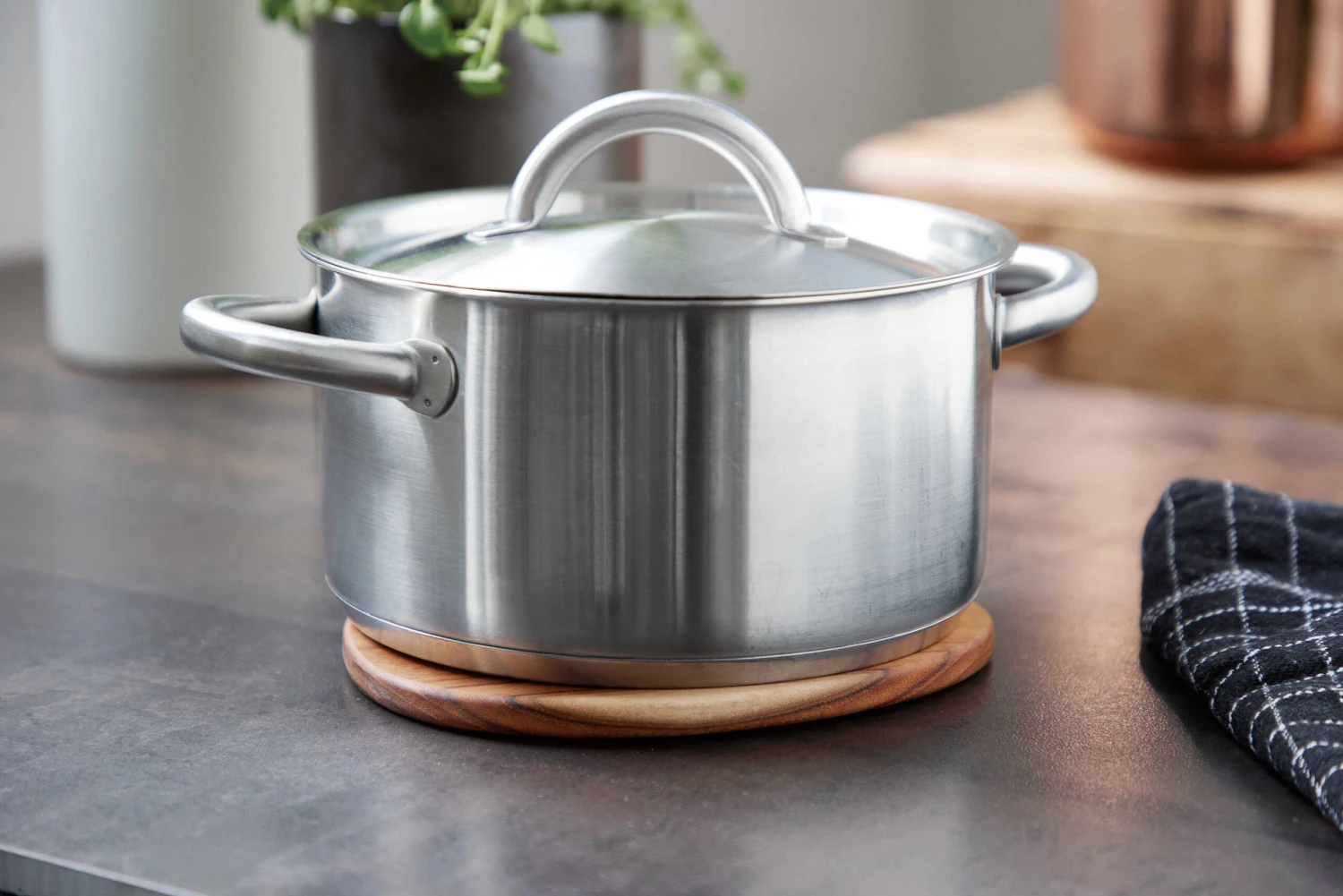 Aida Raw Topfuntersetzer Magnetisch 15 X 17,5cm 4 Aida Raw Topfuntersetzer Magnetisch 15 X 17,5cm – Bild 4