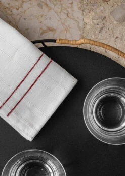 Menu Balcony Serviertablett Ø36,5cm 14 Menu Balcony Serviertablett Ø36,5cm -Geschirrverkauf 512644 01 10 EnvironmentImage ef75ff65ed