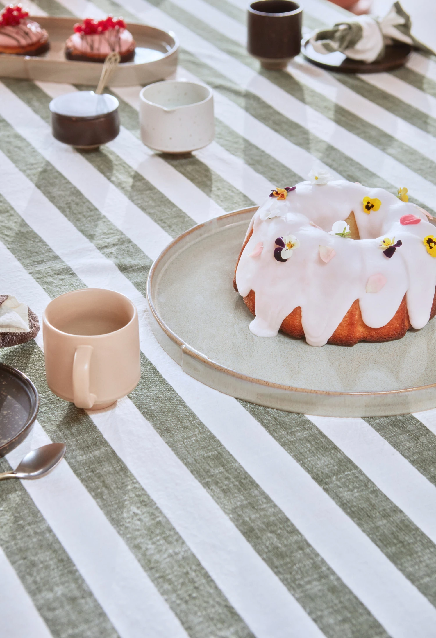 OYOY Striped Tischtuch 140 X 200cm 2 OYOY Striped Tischtuch 140 X 200cm – Bild 2