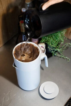 Zone Denmark Singles Kaffeefilter 7 Zone Denmark Singles Kaffeefilter -Geschirrverkauf 513399 01 4 EnvironmentImage e7988448f2