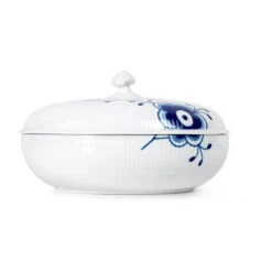 Royal Copenhagen Blue Fluted Mega Schale Mit Deckel -Geschirrverkauf 567591 01 3 ProductImageExtra ea748ab818