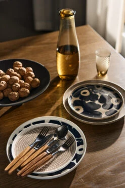 Marimekko Unikko Teller Ø25 Cm -Geschirrverkauf 570220 01 40 EnvironmentImage f3afb0105e