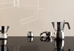 Alessi Mokka Espresso-Kaffeemaschine Induktion -Geschirrverkauf 571192 01 4 EnvironmentImage 7b0bed4bc4