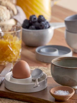 Bloomingville Lila 2er Eierbecherset -Geschirrverkauf 571549 01 5 EnvironmentImage f97616594e