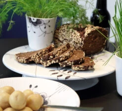 Royal Copenhagen Black Fluted Mega Tortenständer Schwarz -Geschirrverkauf p 24735 01 04 c42a53e2d2